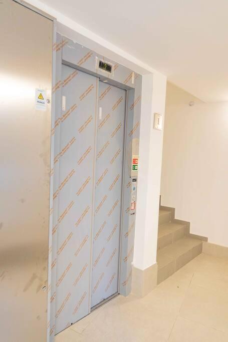 Central Lisbon Stylish Apartment المظهر الخارجي الصورة